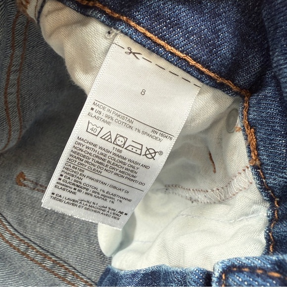 Old Navy High-Waist Jean Shorts | Women’s Size 8 - Picture 3 of 3